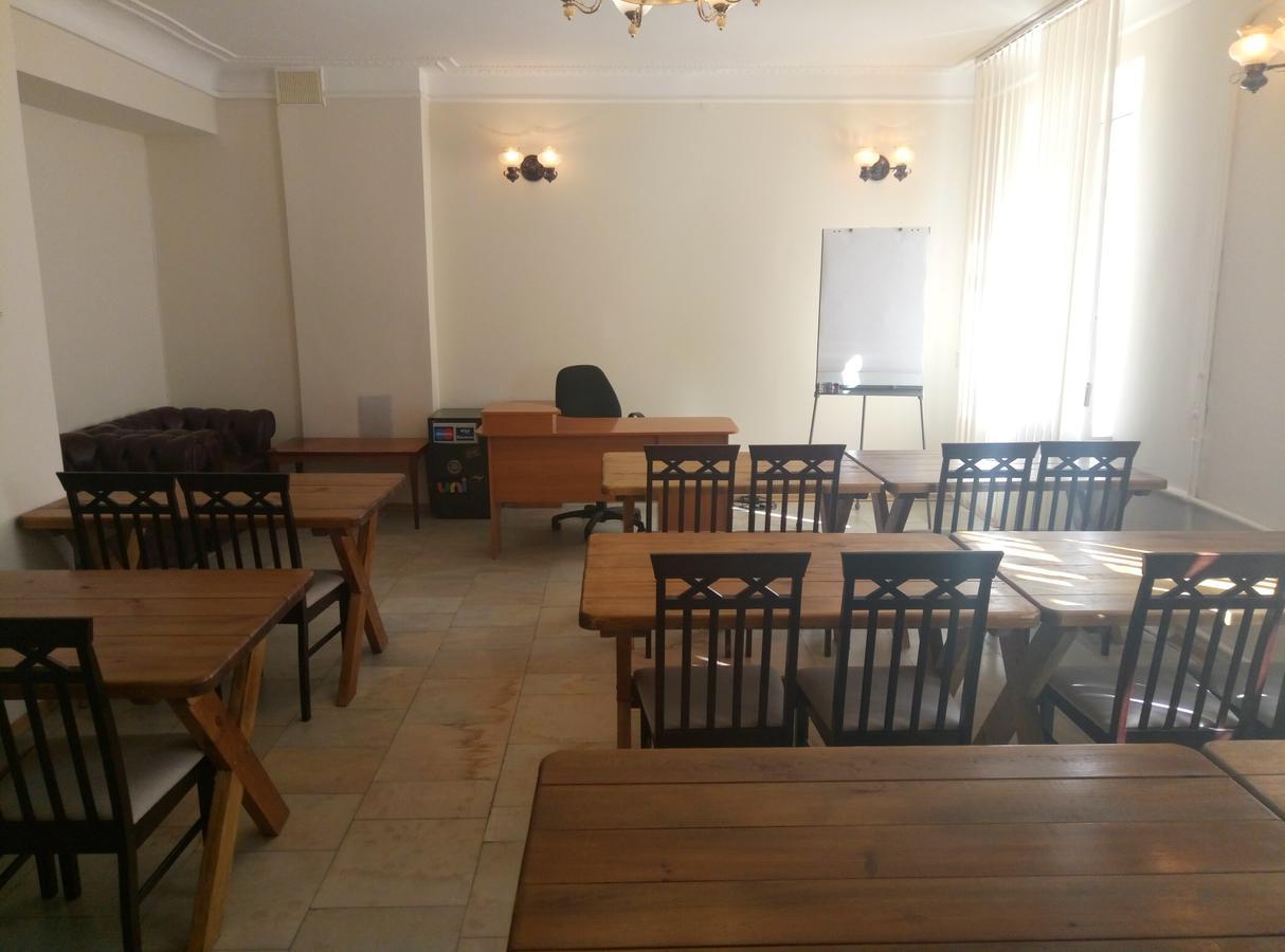 Kolos Hotel Obolon Kiev Eksteriør bilde