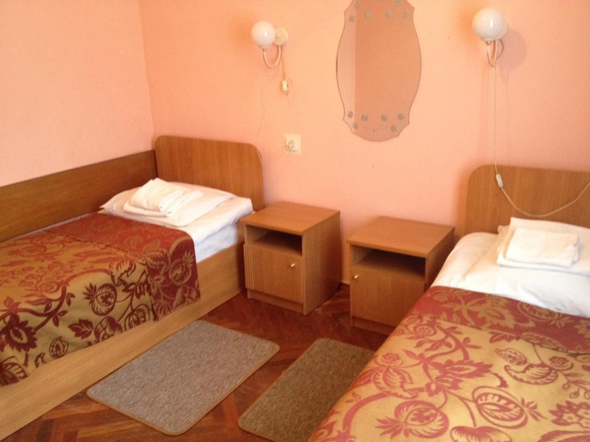 Kolos Hotel Obolon Kiev Eksteriør bilde