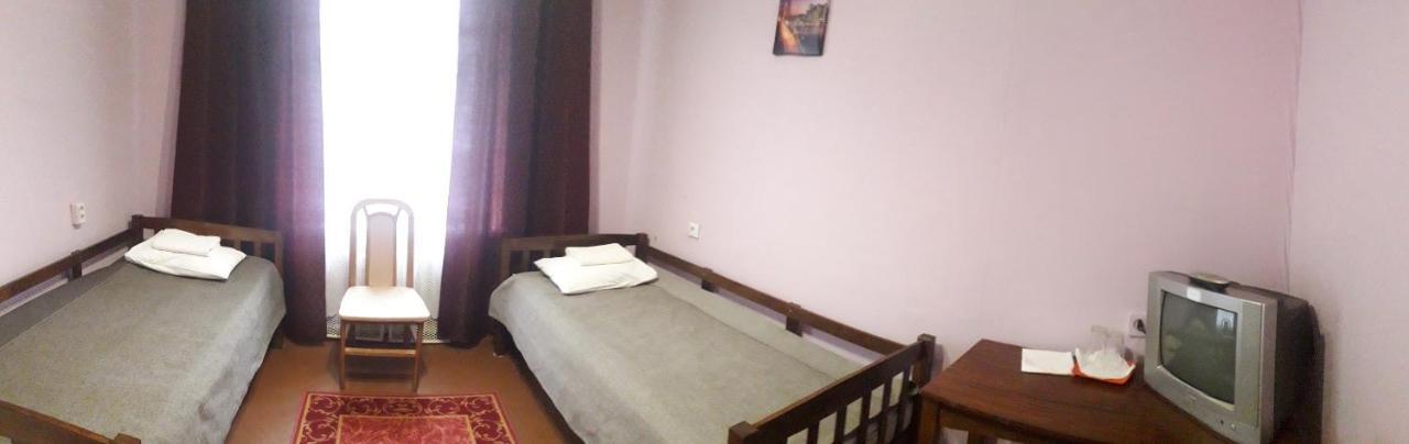 Kolos Hotel Obolon Kiev Eksteriør bilde
