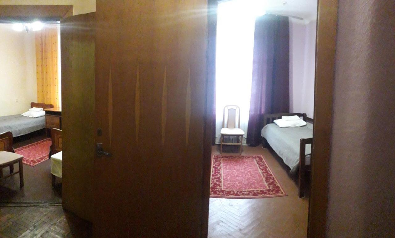 Kolos Hotel Obolon Kiev Eksteriør bilde
